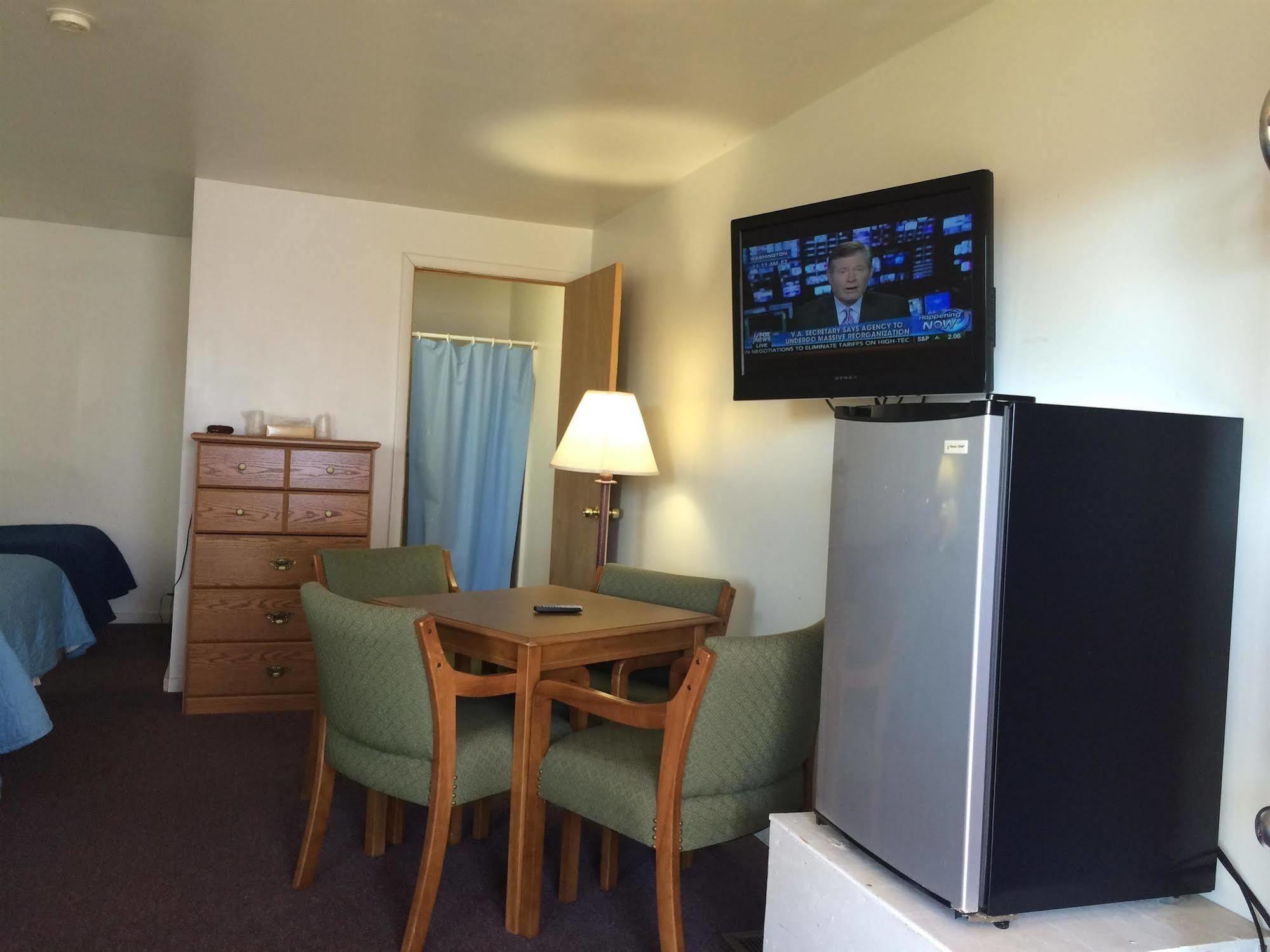 Port Lodge Motel Pulaski Ngoại thất bức ảnh